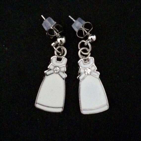cyan formal dress Pearl of Joy Earrings main image 1