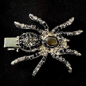 Black Spider, Black Hair Clip, Spider Hair Clip, Alligator Clip, Spider Hair, Spider Jewelry, Halloween Hair, Tarantula Hair Clip
