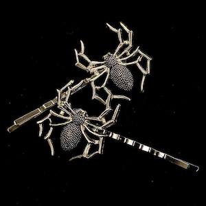 Spider Hair Pins, Silver Spider, Goth Hair Pins, Spider Jewelry, Arachnid Hair Pins, Halloween Spiders, Halloween Jewelry, Spider Bobby Pins