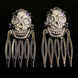 Skull Hair Comb, Day Of The Dead, Day Dead Hair Comb, Halloween Hair, Skull Hair, Skull Hair Ornament, Silver Skull, Silver Skull Hair Comb