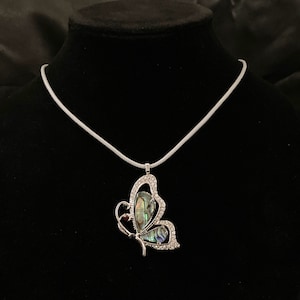 Abalone Pendant, Mother Of Pearl Butterfly, Butterfly Necklace, Butterfly Pendant, Bug Necklace, Insect Necklace, Abalone Butterfly