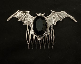 Bat Hair Comb, Goth Hair Comb, Gothic Hair Comb, Wing Hair Comb, Bat Wing, Silver Black Bat, Vampire Jewelry, Bat Jewelry, Vampire Hair