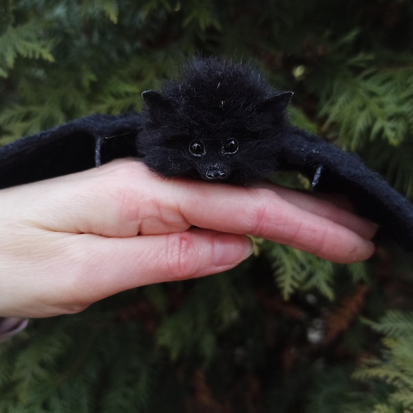 Black Baby Bat/Halloween/Flying Fox/Bat/dollhouse/Miniature/realistic bat/Vampire bat/Felted  bat/Halloween bat