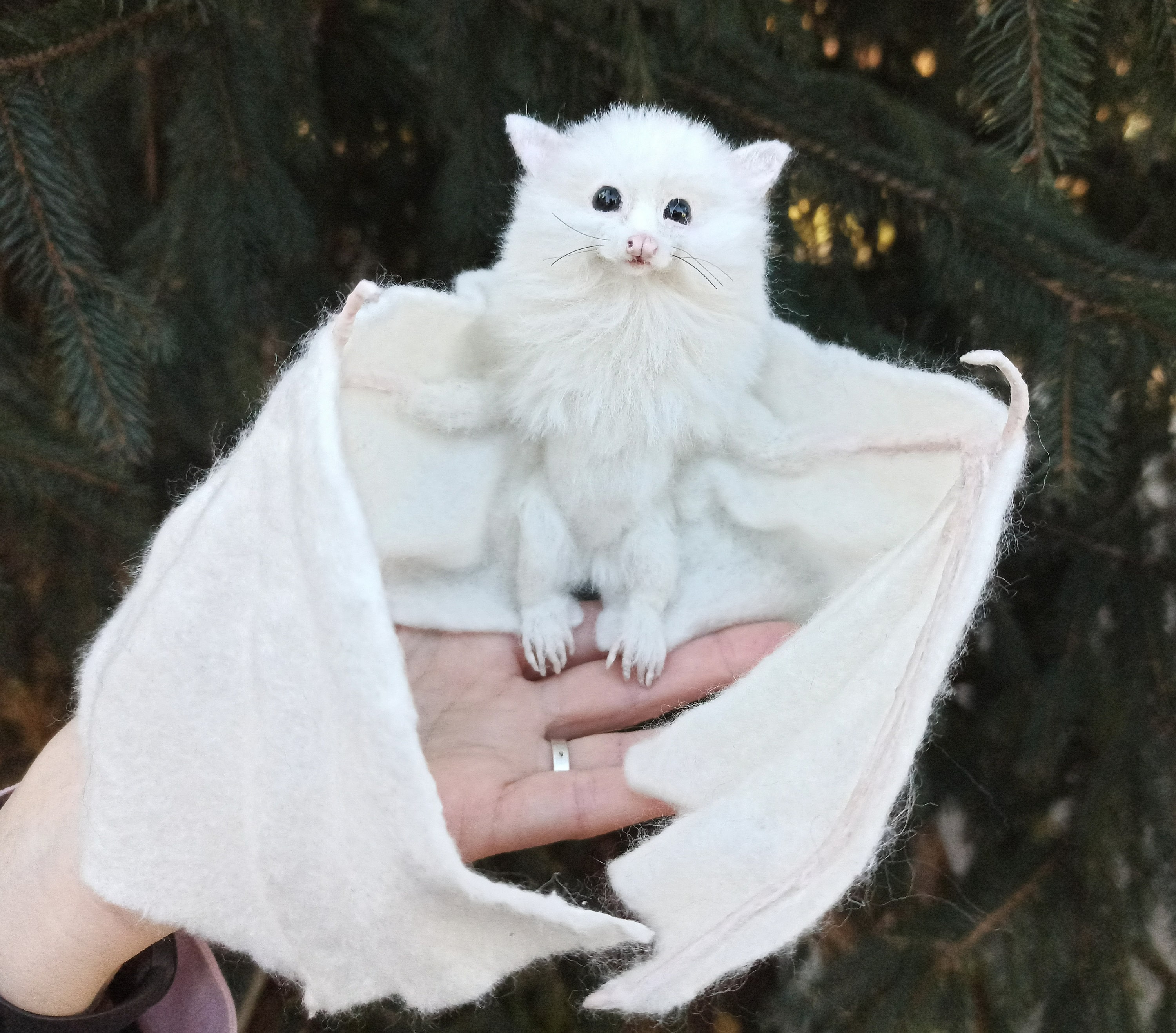 White Bat miniature/Halloween/Flying Fox/Black bat/Pet Etsy France