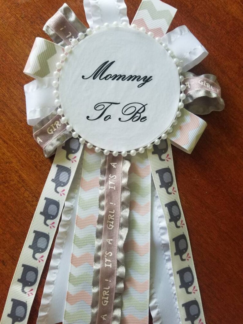Baby Shower, Mommytobe Pin, Customized Corsage, Baby Shower Pin for