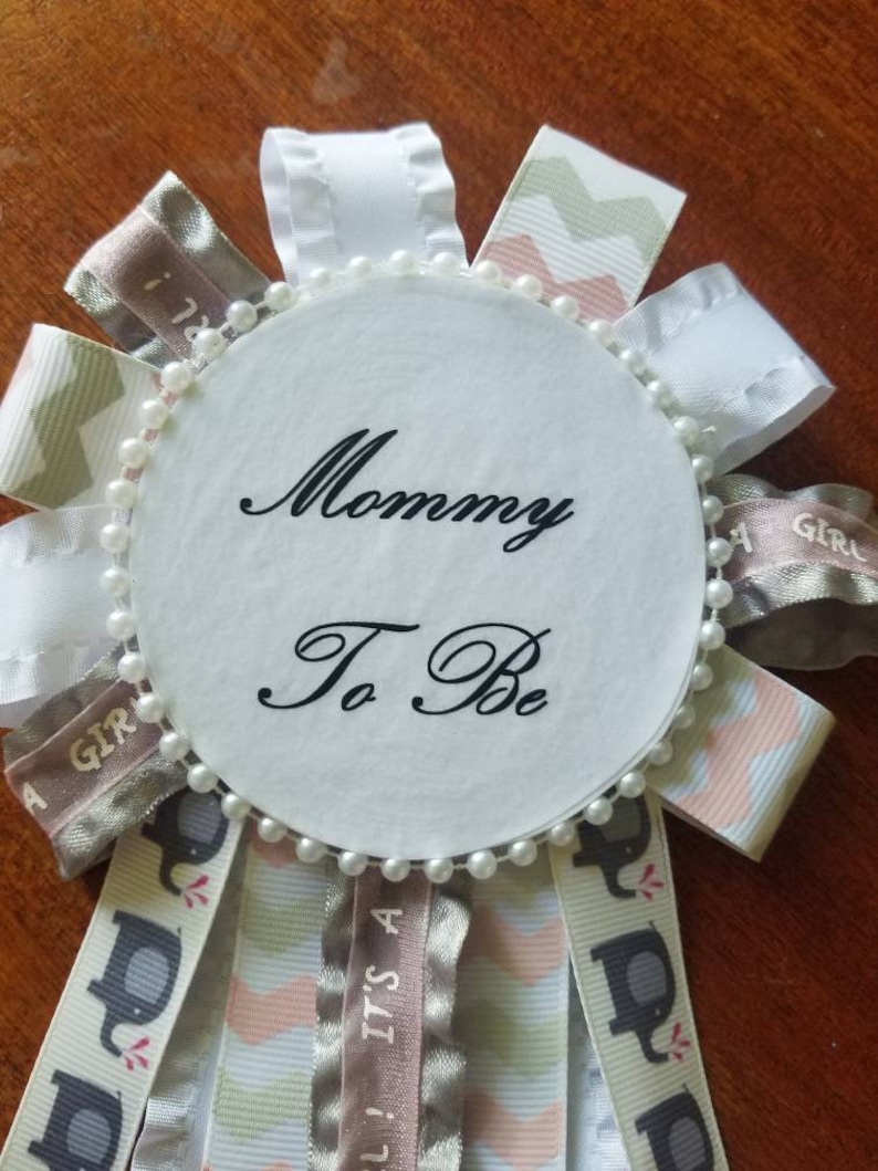 Baby Shower, Mommytobe Pin, Customized Corsage, Baby Shower Pin for