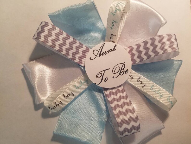 Baby Shower, Mommytobe Pin, Customized Corsage, Baby Shower Pin for