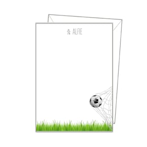 FUSSBALL SCHREIBSPAPIER, personalisiertes Notizpapier, Briefpapier Geschenkset für Jungen, A4 A5 oder A6, 14 blanko oder linierte Buchstaben, Notizzettel, Fußball sn34