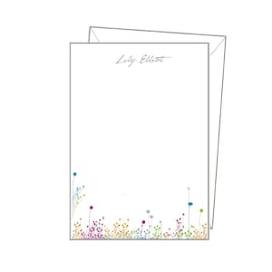 Carta da lettere personalizzata, carta da lettere con fiori, set regalo di cancelleria, A4 A5 o A6, 14 fogli bianchi e buste, lettere con biglietti floreali, sn04