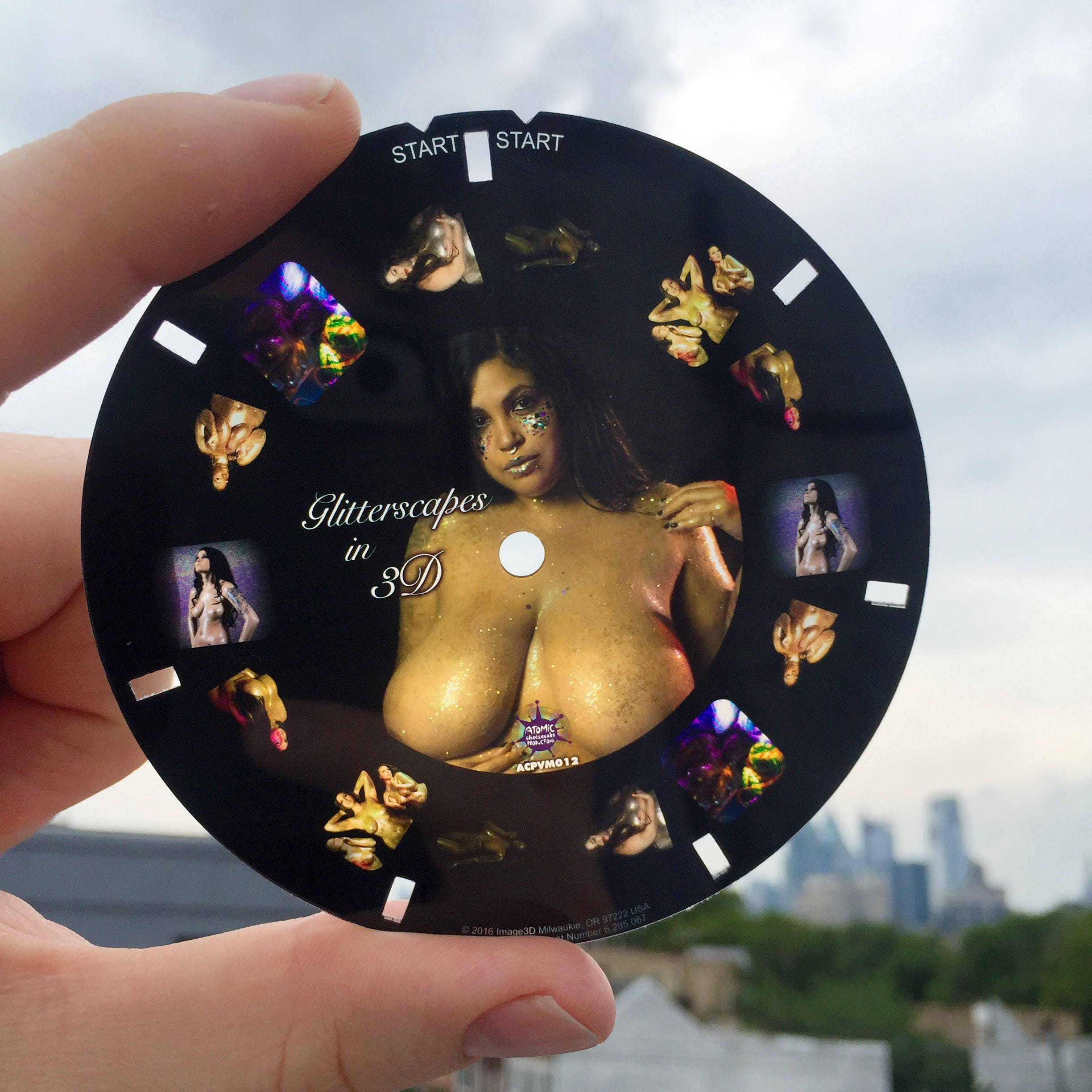 Glitterscapes - Curvy Nude Models in 3D - 3D Viewmaster Reel