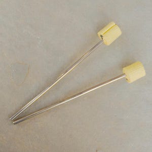 Pair of Pixie Hollow 8.5" Fire Eating/Fleshing Torches for Vapor Tricks - Wick Made of Kevlar, by:Trick Concepts