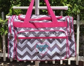 Stethoscope in Heart shape Canvas Chevron Duffel bag, Dr Bag, Nurse Bag, Medical Professionals, Personalized, Graduation, Birthday, Travel