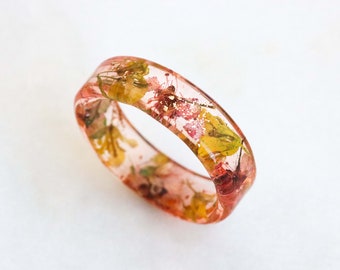 Pink Resin Ring with Real Flowers and Gold/Silver/Copper Flakes, Real Flowers Inside, Transparent Band, Mother's Day Gift, Spring Gift