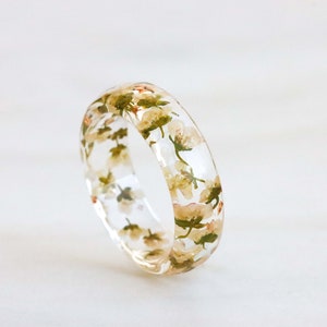 Faceted Resin Ring with Alyssum Flowers and Gold/Silver/Copper Flakes, Nature Inspired Jewelry, Christmas Gift