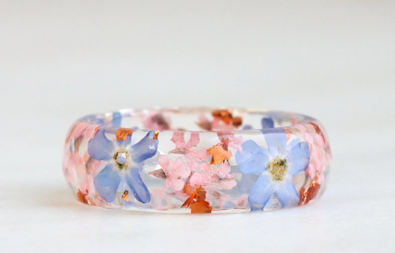 Resin Ring with Pressed Blue Forget-Me-Not, Pink Queen Anne's Lace Flowers and Silver/Gold/Copper Flakes, Nature Inspired Jewelry copper flakes