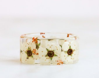 Resin Ring with Ivory Spiraea Flowers and Gold/Silver/Copper Flakes, Real Flowers Inside, Nature Inspired Jewelry, Floral Band