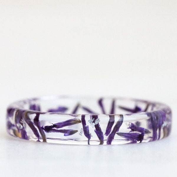 Bague fine en résine avec lavande de mer violette pressée, anneau violet argent/or/cuivre, bijoux en résine inspirés de la nature, cadeau d'anniversaire