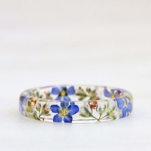Floral Resin Ring, Clear Resin Ring Band with Pressed Forget-Me-Not and Gypsophila Flowers Inside, Stackable Ring, Christmas Gift image 4