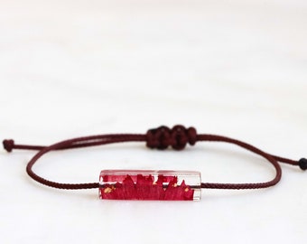 Carnation Pendant Bracelet, Real Flower Petal, Textile Cord Bracelet, Friendship Gift, Red Bracelet, Nature Inspired Gift