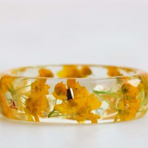 Resin Ring with Yellow Flowers, Radiant Faceted Resin Ring with Real Yellow Alyssum Flowers and Metallic Flakes, Nature Inspired Jewelry image 7