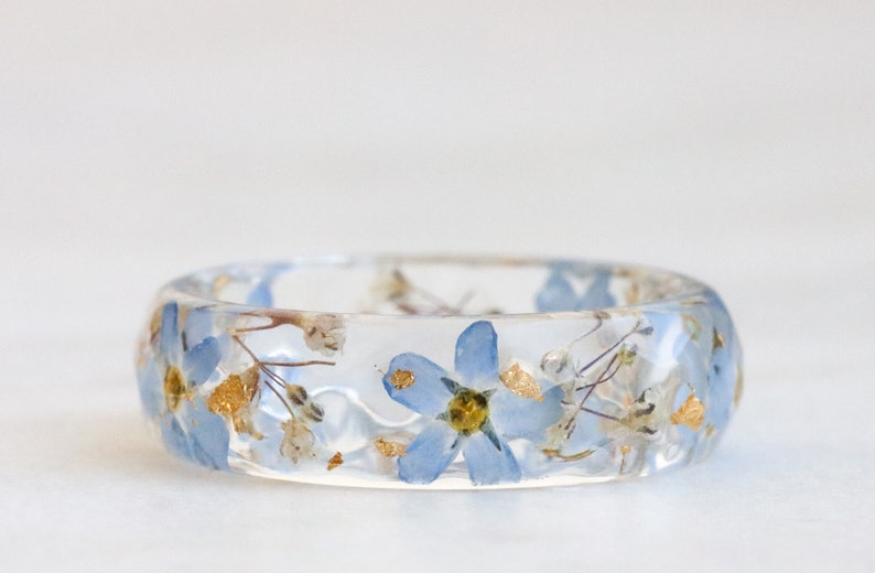 Forget-Me-Not and Gypsophila Flowers Resin Ring with Gold/Silver/Copper Flakes Nature Inspired Jewellery with Real Flowers Inside image 8