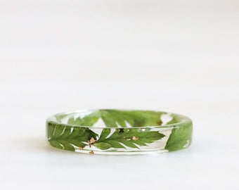 Handmade Resin Ring with Pressed Green Leaves and Metal Flakes