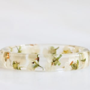 Floral Resin Ring, Clear Resin Ring Band with Pressed White Alyssum Flowers Inside, Birthday Gift, Stackable Ring
