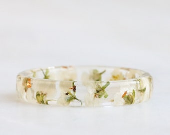 Floral Resin Ring, Clear Resin Ring Band with Pressed White Alyssum Flowers Inside, Birthday Gift, Stackable Ring