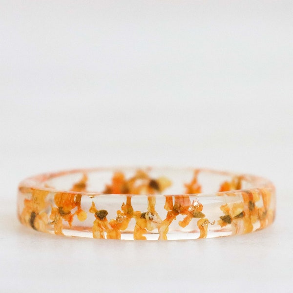 Bague en résine inspirée de la nature avec fleurs pressées en dentelle Queen Anne orange, bague fine, anneau transparent, cadeau d'anniversaire, bague empilable