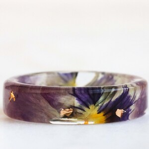 Pansy Resin Ring With Real Puple Petals and Gold/Silver/Copper Flakes Inside, Nature Inspired Handmade Jewelry, Summer Jewelry