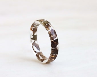 Thin Resin Ring Band with Dried Brown Leaves and Gold/Silver/Copper Flakes, Real Leaves Inside, Brown Ring, Nature Inspired Gift