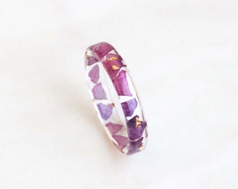 Pink Purple Hydrangea Resin Ring, Thin Band with Real Flower Petals and Gold/Silver/Copper Flakes, Nature Lover Gift, Floral Jewelry