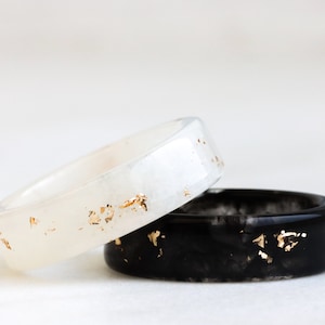 Set of Black and White Handmade Resin Rings – Resin Rings for Couples – Marvelous Resin Rings for Gifts – Beautiful Epoxy Resin Rings