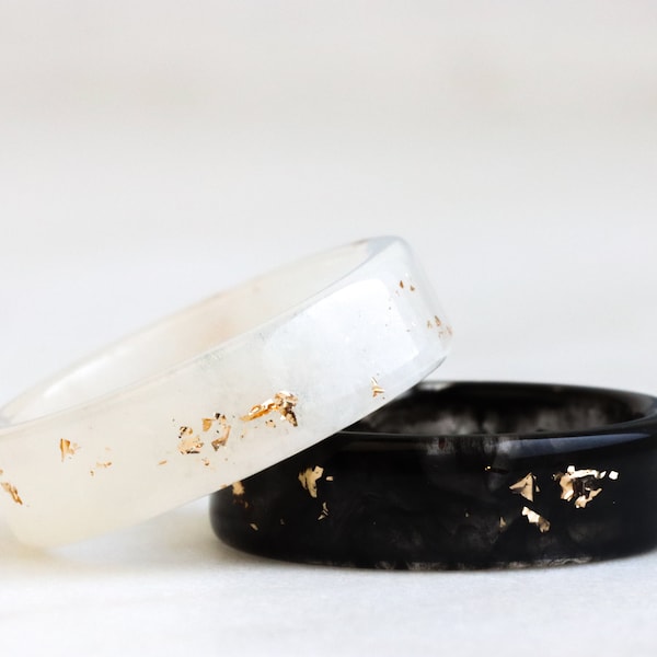 Set of Black and White Handmade Resin Rings – Resin Rings for Couples – Marvelous Resin Rings for Gifts – Beautiful Epoxy Resin Rings