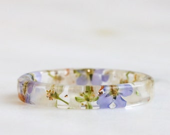 Floral Resin Ring, Clear Resin Ring Band with Pressed Forget-Me-Not and Alyssum Flowers Inside, Stackable Ring, Birthday Gift