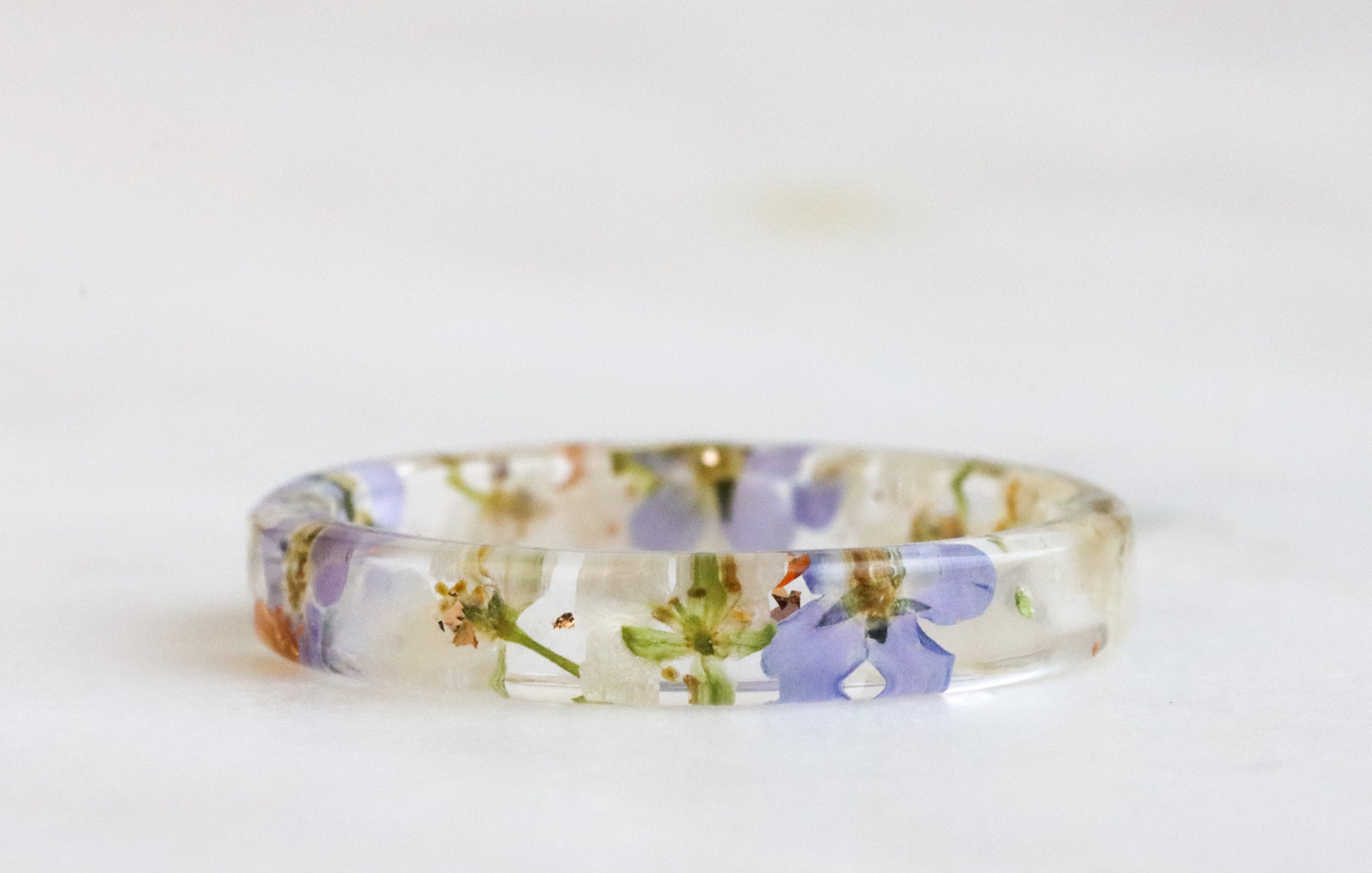 Floral Resin Ring, Clear Resin Ring Band with Pressed Forget-Me-Not and Alyssum Flowers Inside, Stackable Ring, Birthday Gift