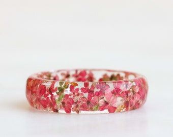 Red Queen Anne’s Lace Ring, Pressed Flower Resin Band, Real Flower Ring, Botanical Jewelry