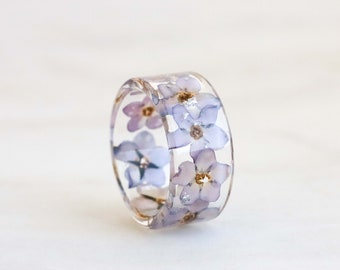 Resin Ring with Pressed Blue Purple Forget-Me-Not Flowers and Gold/Silver/Copper Flakes, Wide Ring Band, Nature Inspired Holiday Gift