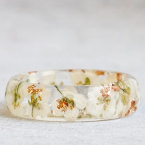 Faceted Resin Ring with White Alyssum Flowers and Gold/Silver/Copper Flakes, Nature Inspired Jewelry, Mother's Day Gift