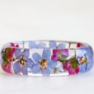 Resin Ring with Pressed Blue Forget-Me-Not, Pink Alyssum Flowers and Silver/Gold/Copper Flakes, Nature Jewelry, Faceted Blue Pink Ring