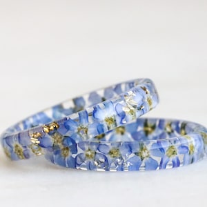 Set of Two Rings with Pressed Forget-Me-Not Flowers and Metal Flakes, Nature Inspired Thin Rings, Mother&#39;s Day Gift