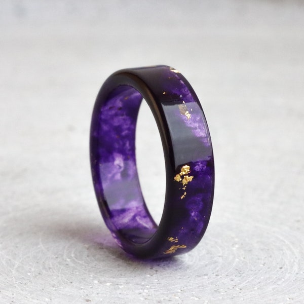 Bague en résine violette avec flocons de métal, bague en résine sans facettes, bijoux faits main inspirés de la nature, cadeau d'anniversaire