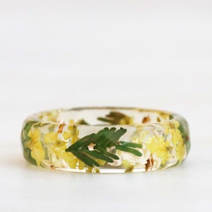 Mimosa Resin Ring, Pressed Yellow Queen Anne's Lace Flowers, Green Mimosa Leaves, Faceted Ring, Nature Inspired Jewelry, Christmas Gift image 1
