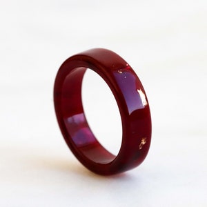 Burgundy Resin Ring with Gold, Silver, and Copper Flakes, Non-Faceted Stackable Ring, Unisex Band, Christmas Gift