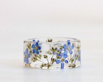 Wide Resin Ring with Pressed Blue Forget-Me-Not and White Gypsophila Flowers and Gold/Silver/Copper Flakes, Floral Fashion, Christmas Gift