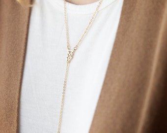 Gold Lariat Necklace with Triangle and Hamsa, 16k gold Triangle Hamsa, Gold Rope Necklace, Geometric Necklace, Minimalist Necklace