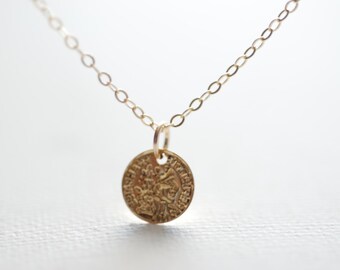 Gold Greek Coin Circle Necklace,18k gold coin, Minimalist Coin Necklace, Gold Coin Pendant,gold disc necklace,textured disc necklace