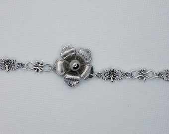 Silver Flower Bracelet Filigree Link Chain, silver plated 7 inch bracelet adjustable to 9 inch, dressy jewelry handmade gifts for her daisy