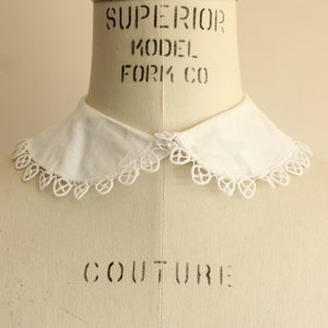 Vintage 1950s 1960s Collar, White Blouse Collar, Detachable Yoke,  Lace Trim Modesty Panel