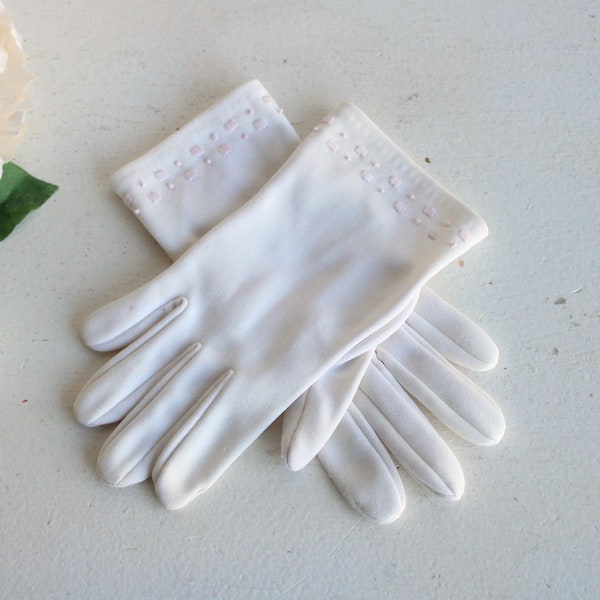 Vintage 1960s Gloves With Embroidery, Wrist Matinee Length White Nylon Gloves